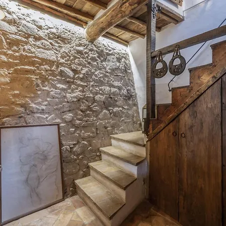 Molino L'oppino 6, Emma Villa Torrita di Siena